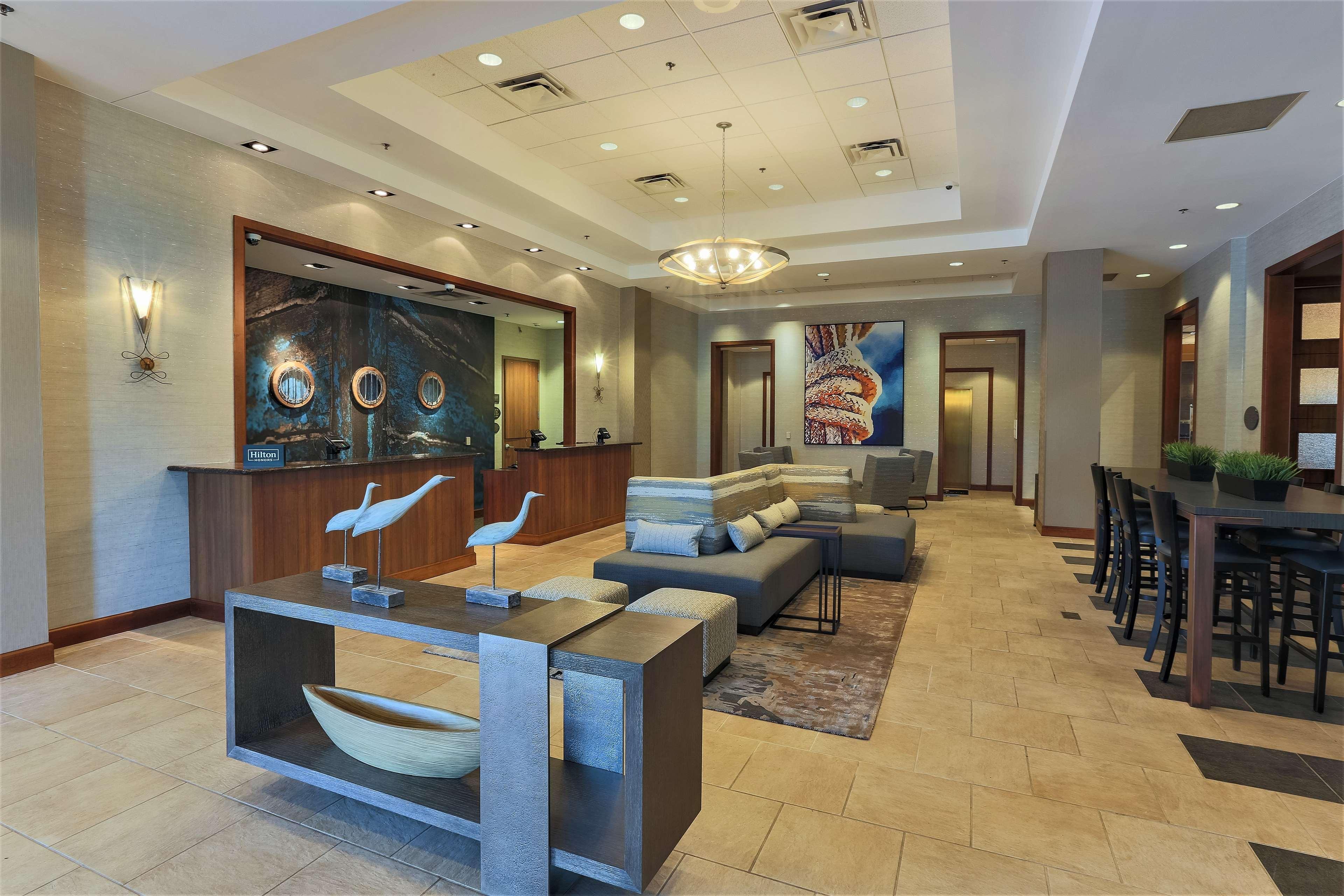 Doubletree By Hilton Bay City - Riverfront المظهر الخارجي الصورة