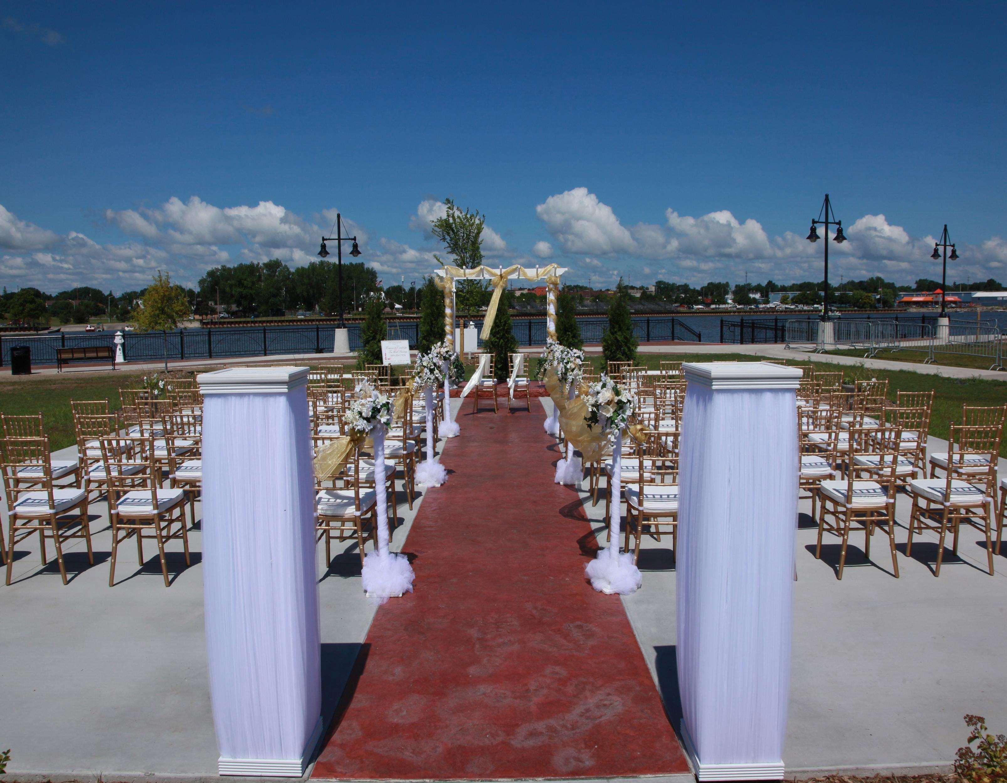 Doubletree By Hilton Bay City - Riverfront المرافق الصورة
