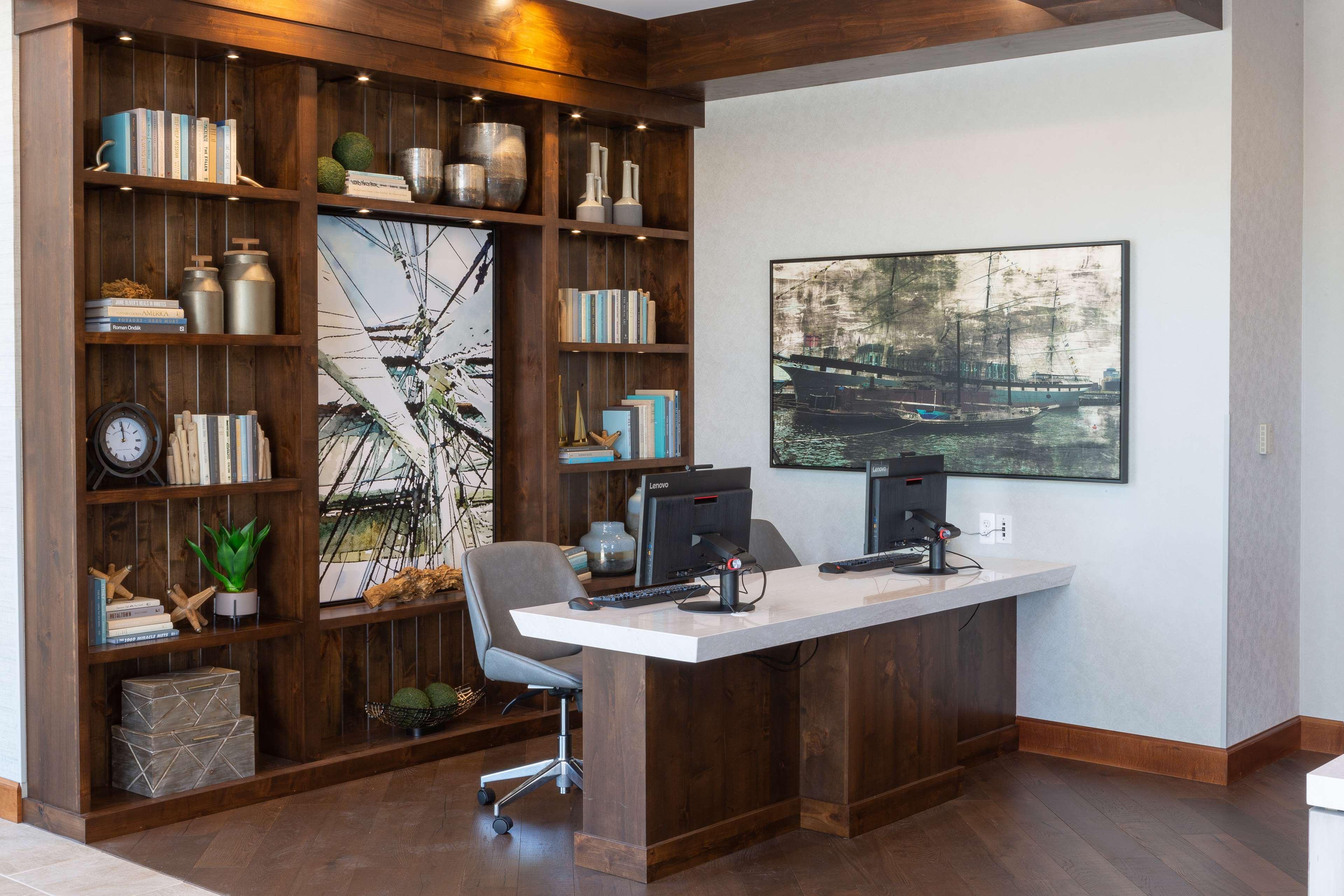 Doubletree By Hilton Bay City - Riverfront المظهر الخارجي الصورة