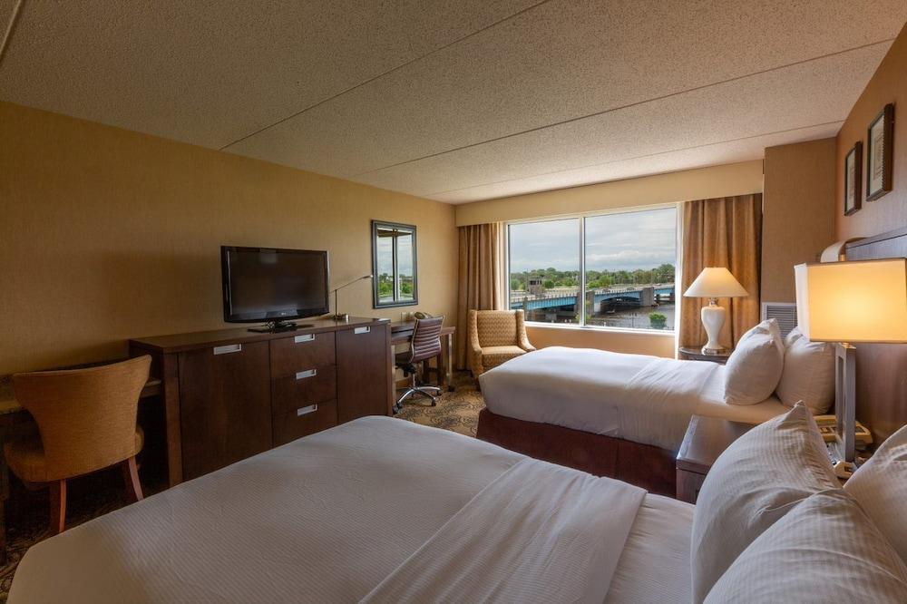 Doubletree By Hilton Bay City - Riverfront المظهر الخارجي الصورة