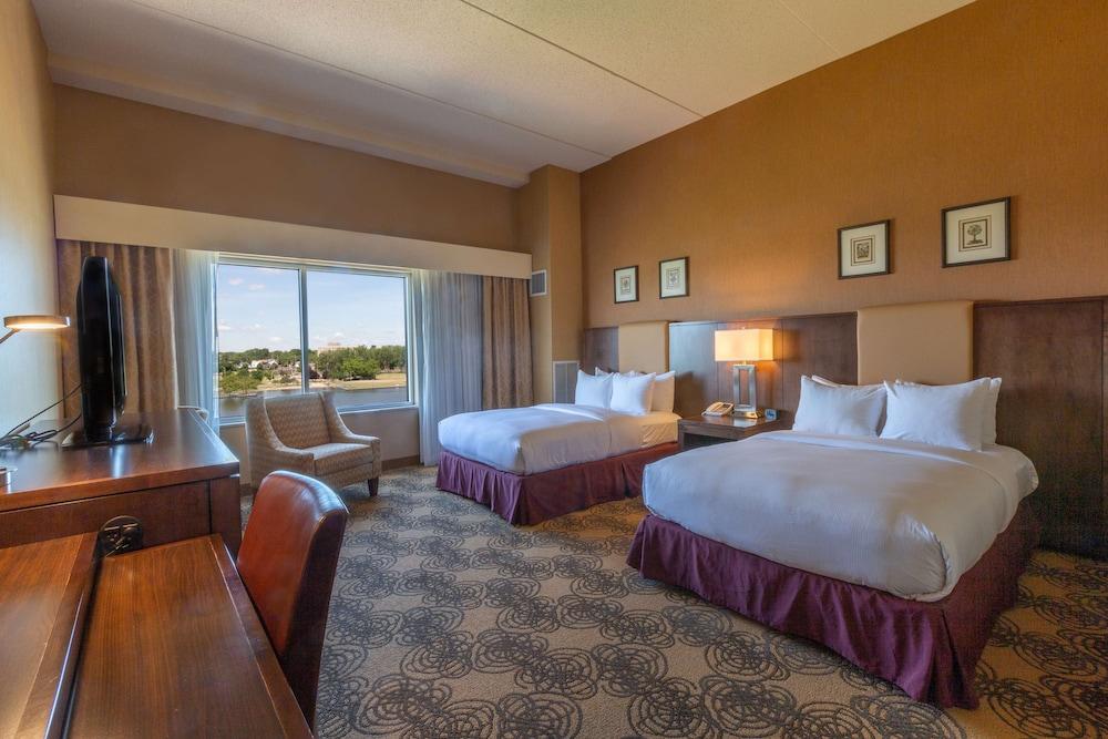 Doubletree By Hilton Bay City - Riverfront المظهر الخارجي الصورة