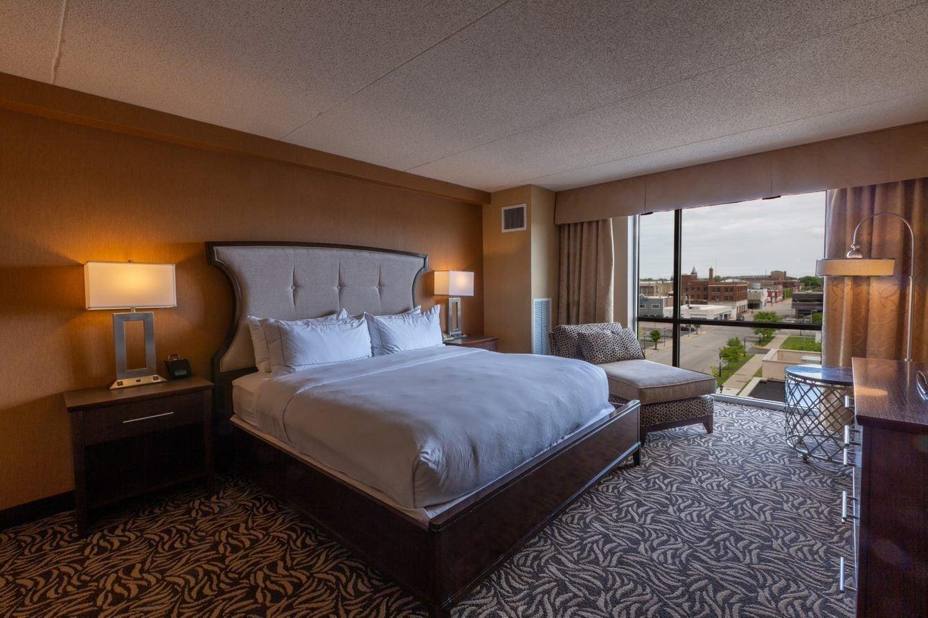 Doubletree By Hilton Bay City - Riverfront المظهر الخارجي الصورة
