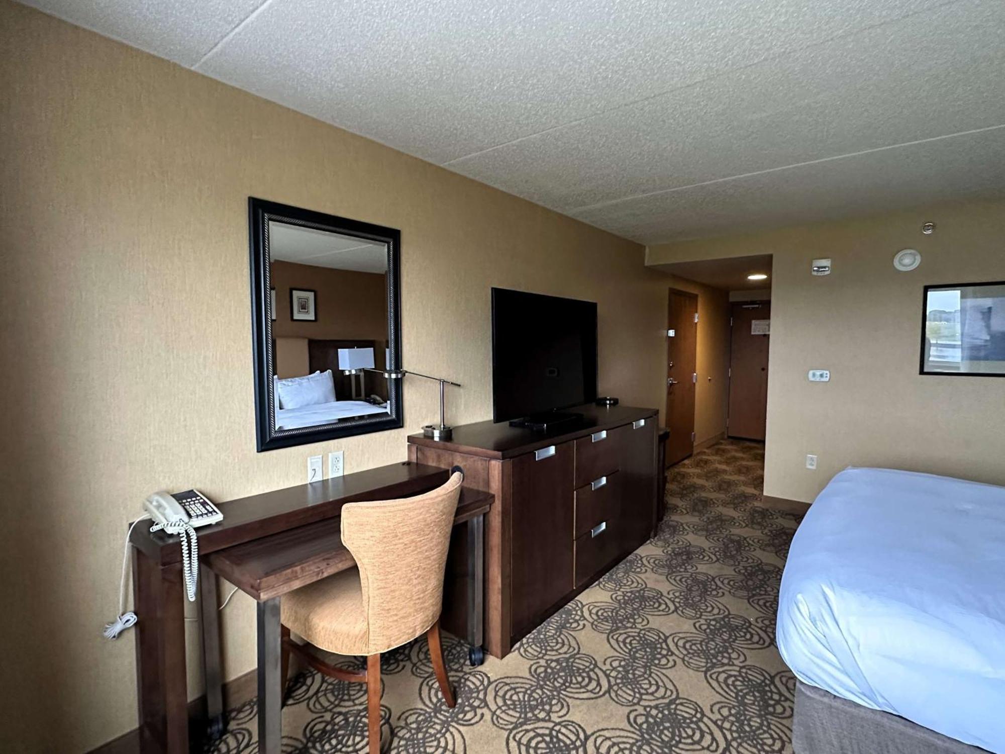 Doubletree By Hilton Bay City - Riverfront المظهر الخارجي الصورة